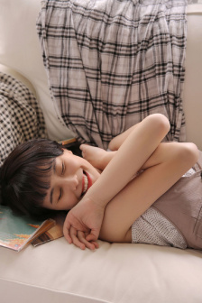 女人和男人互动的视频